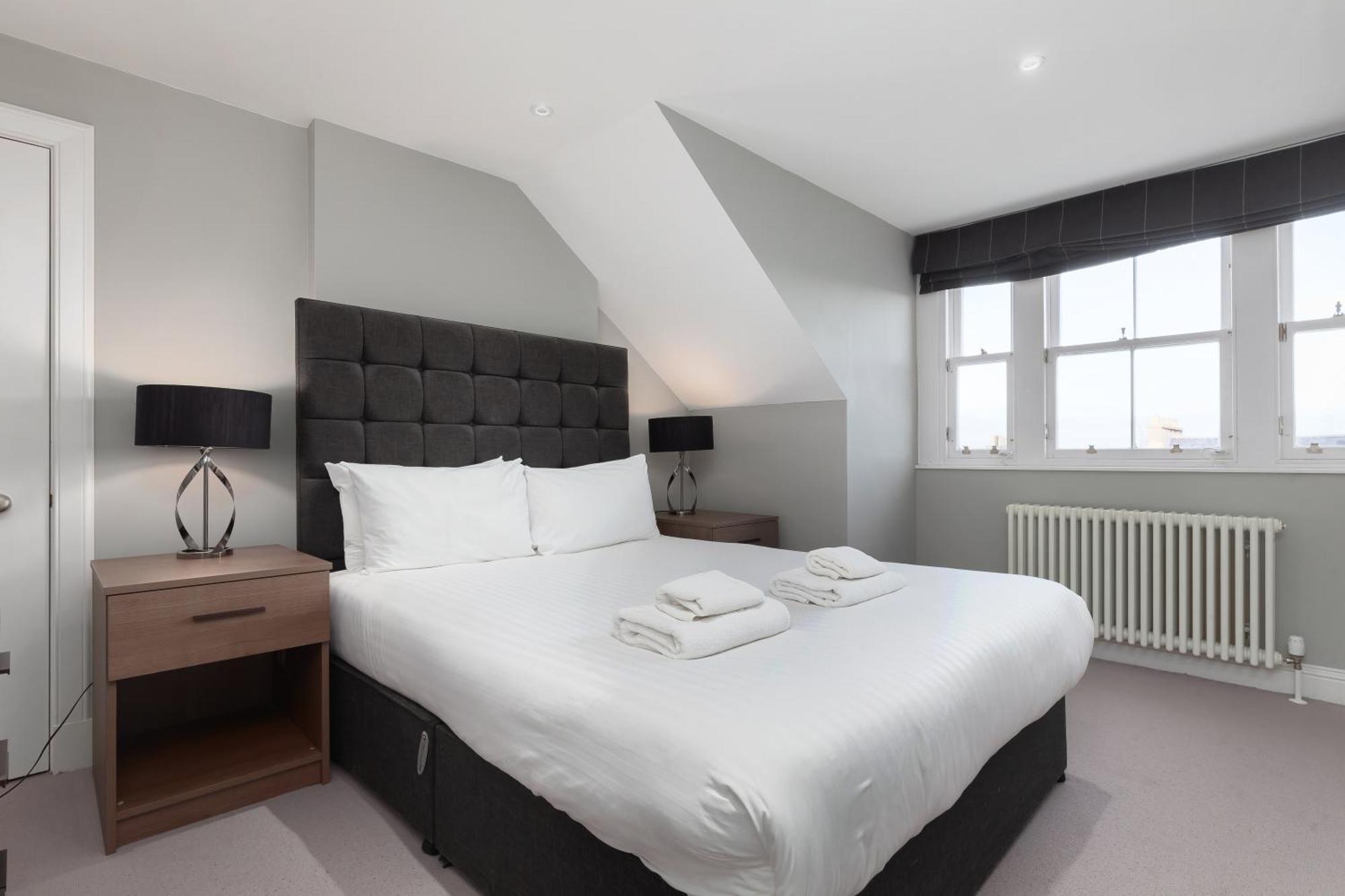 Destiny Scotland - Hill Street Apartments Edinburg Exteriör bild