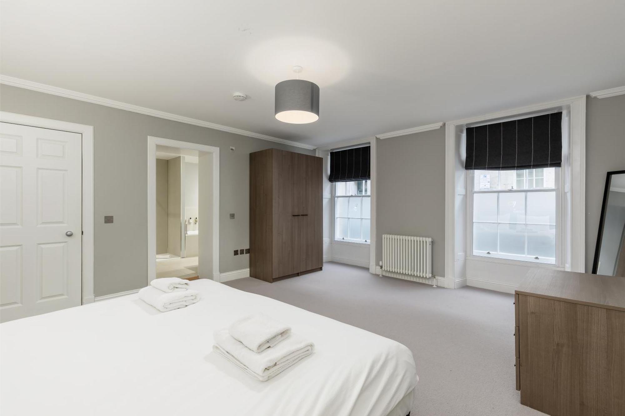 Destiny Scotland - Hill Street Apartments Edinburg Exteriör bild