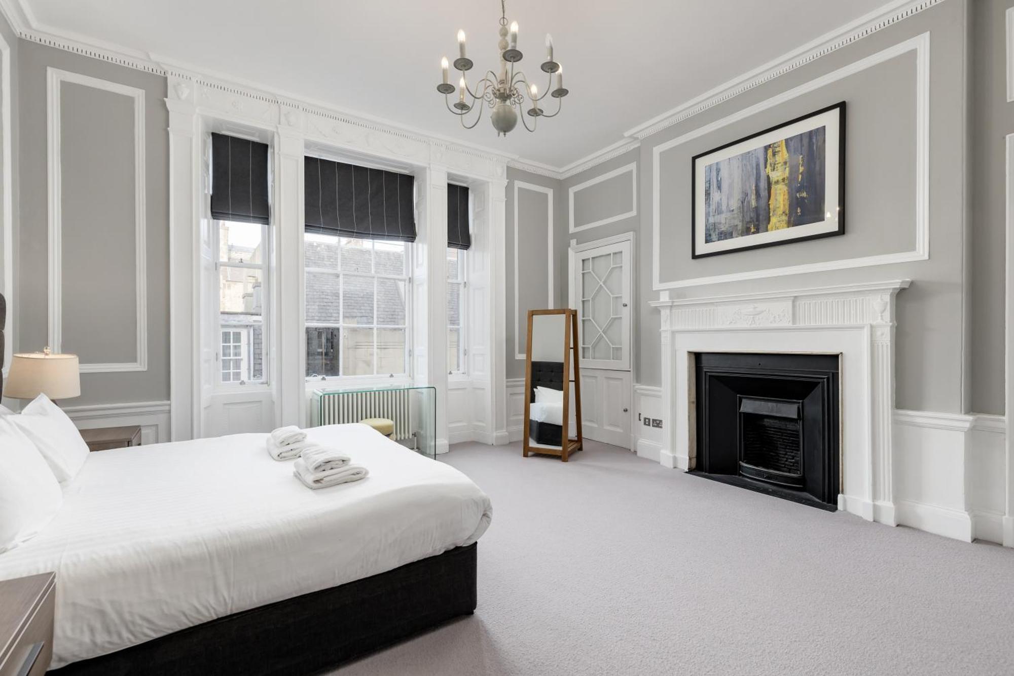 Destiny Scotland - Hill Street Apartments Edinburg Exteriör bild
