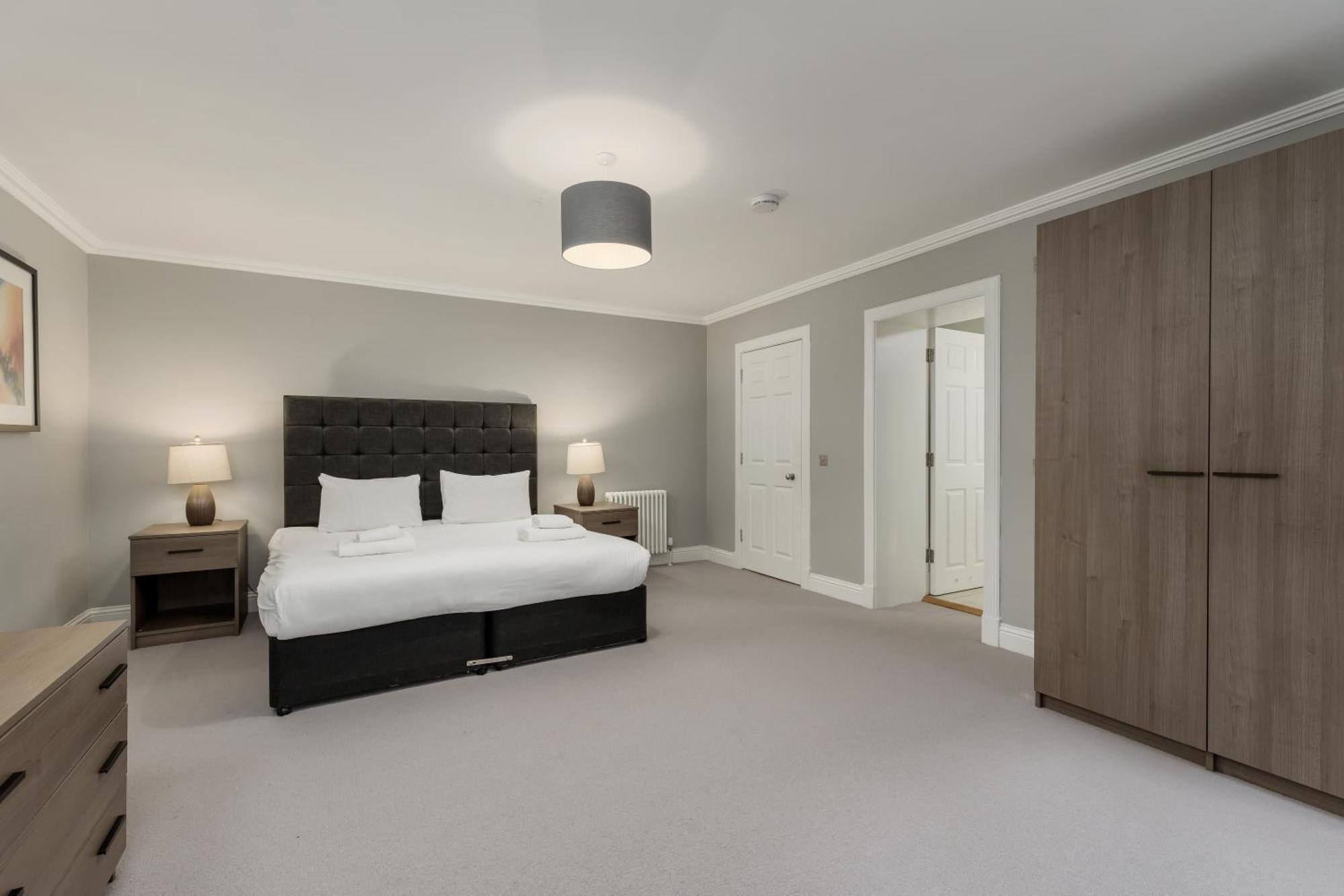 Destiny Scotland - Hill Street Apartments Edinburg Exteriör bild