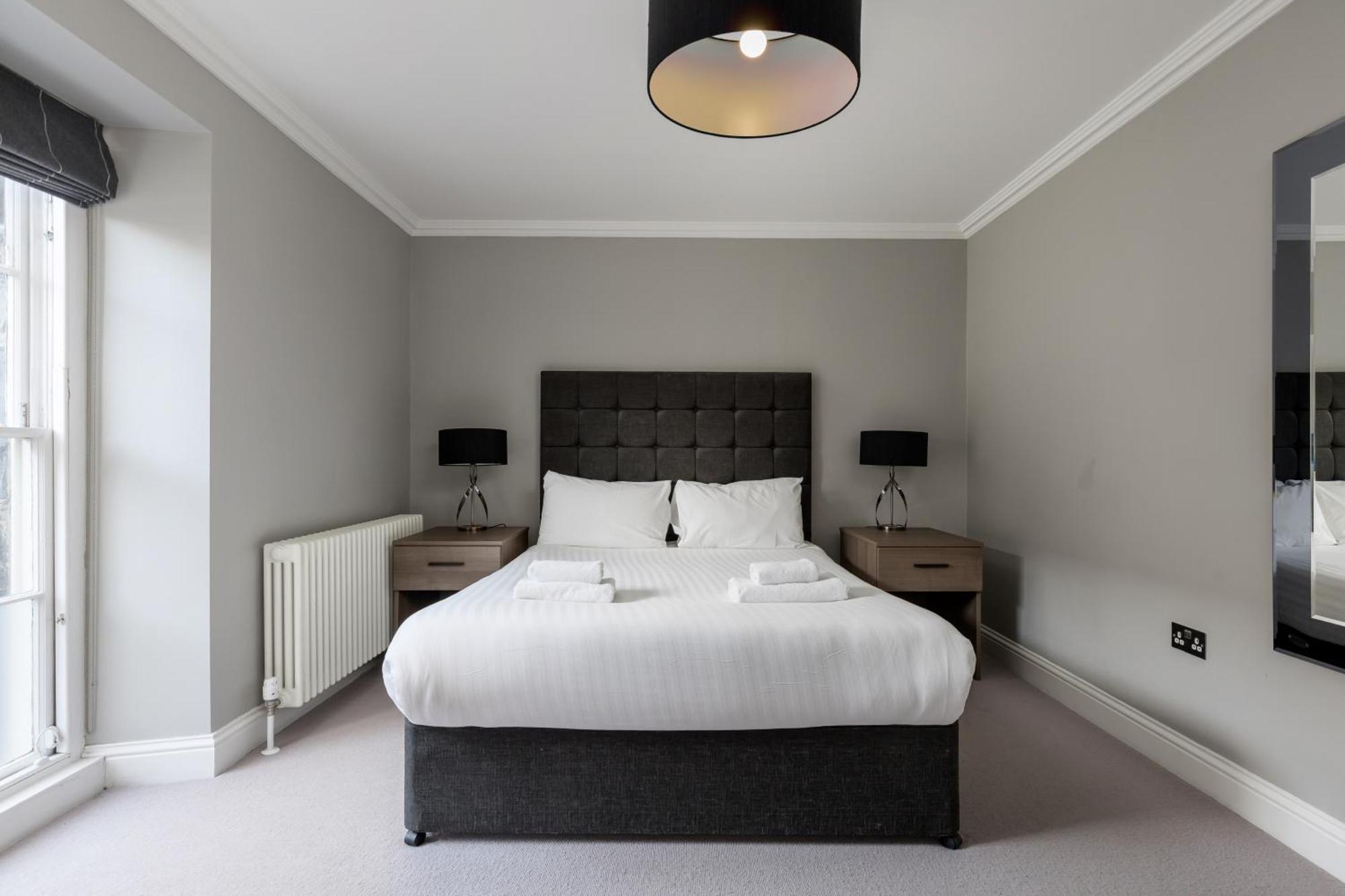 Destiny Scotland - Hill Street Apartments Edinburg Exteriör bild